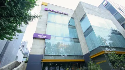 허쉬성형외과의원 — 업체가 네이버 플레이스에 올린 사진 2