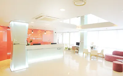 라벨성형외과의원 — 업체가 네이버 플레이스에 올린 사진 2
